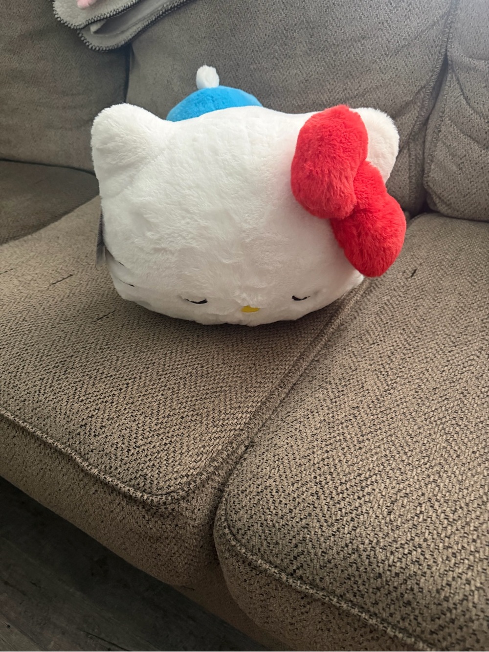 Sleeping Hello Kitty